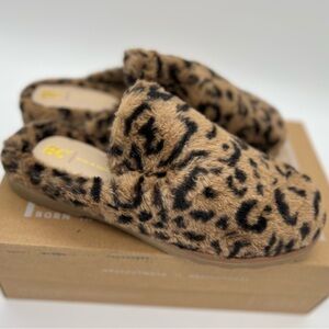 BC Footwear Women's Slipper, Leopard, Sz 9